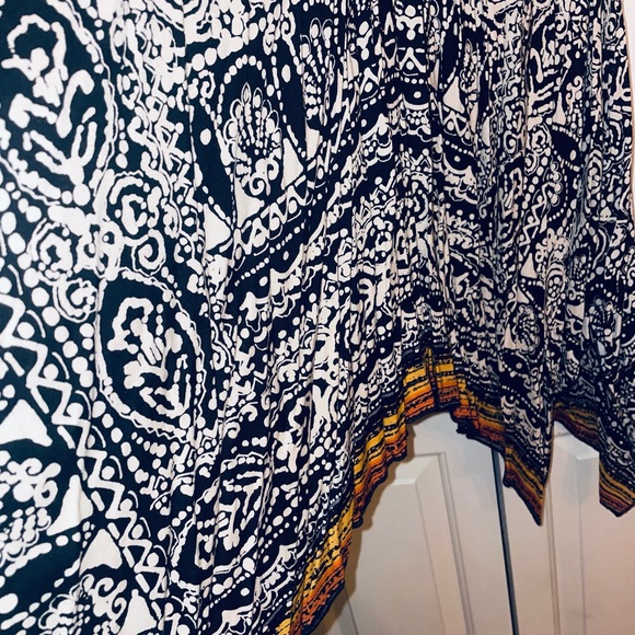 Beautiful Mini Dress - Picture 4 of 12